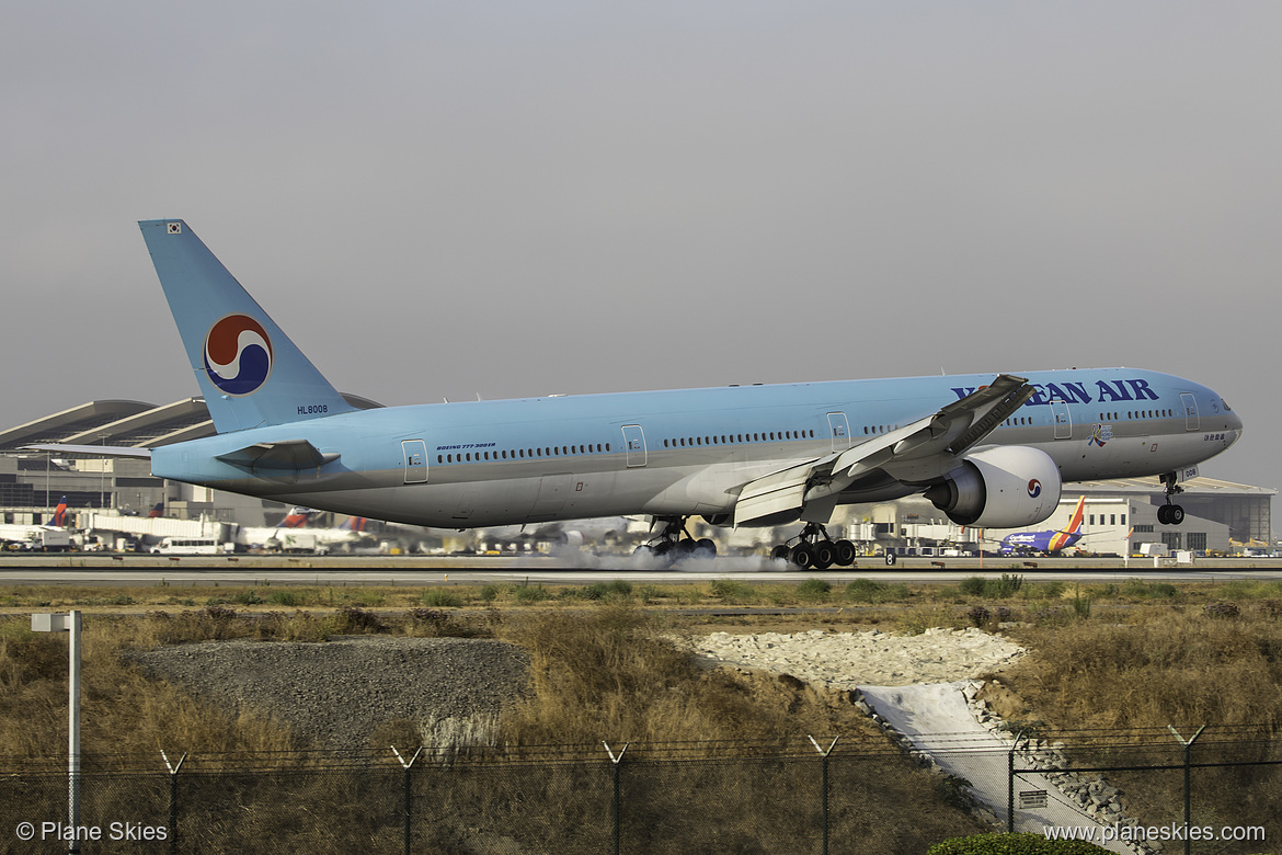 Korean Air Boeing 777-300ER HL8008 at Los Angeles International Airport (KLAX/LAX)