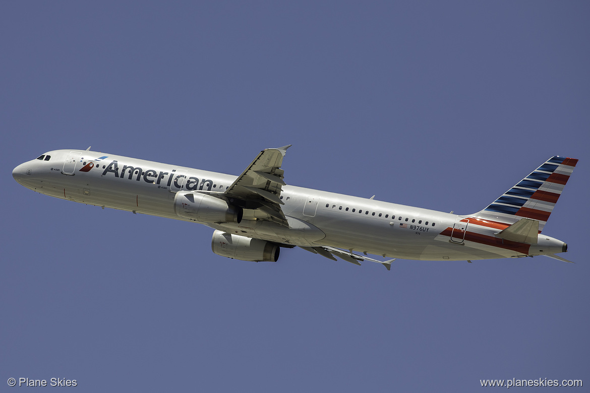 American Airlines Airbus A321-200 N976UY at Los Angeles International Airport (KLAX/LAX)