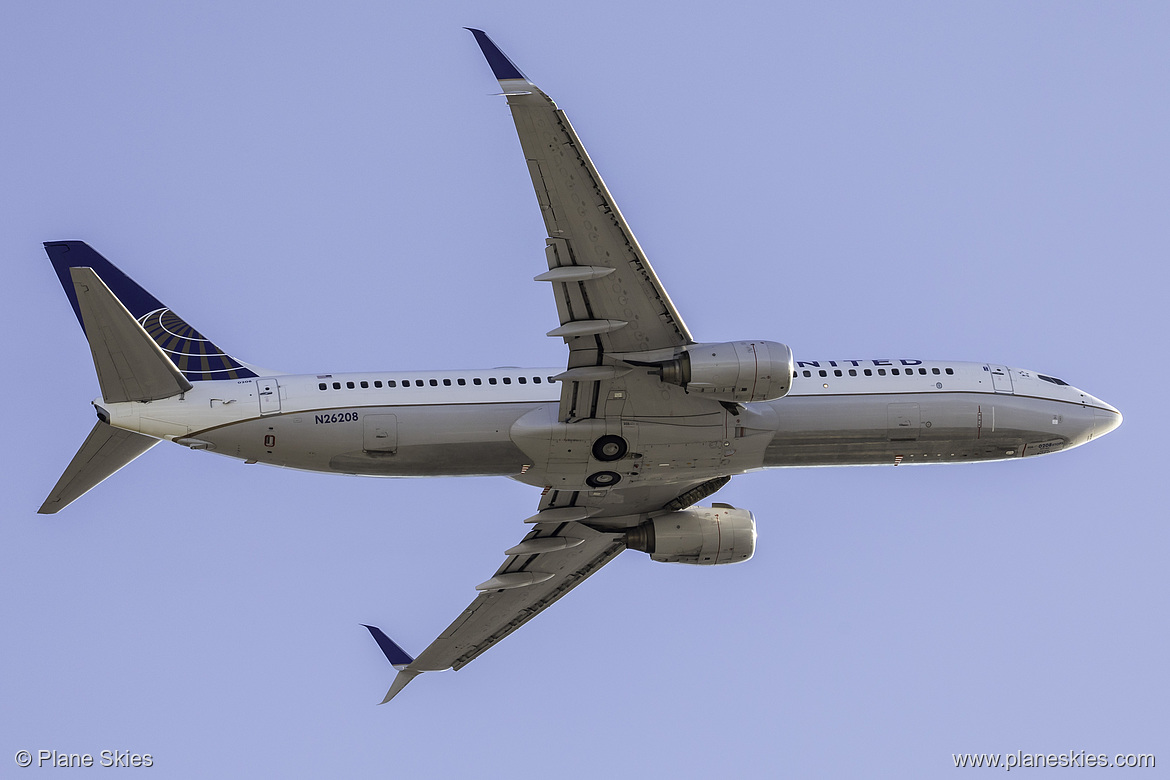 United Airlines Boeing 737-800 N26208 at San Francisco International Airport (KSFO/SFO)