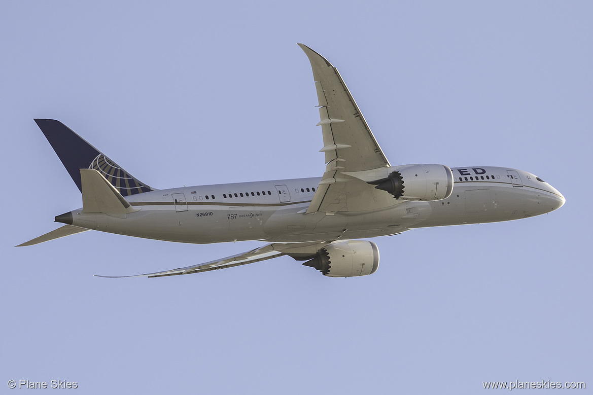 United Airlines Boeing 787-8 N26910 at San Francisco International Airport (KSFO/SFO)