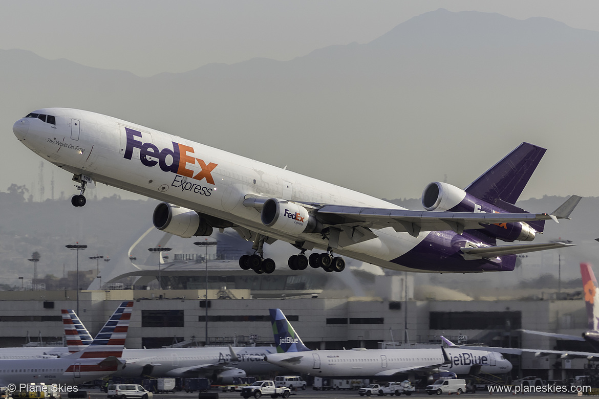 FedEx McDonnell Douglas MD-11F N528FE at Los Angeles International Airport (KLAX/LAX)