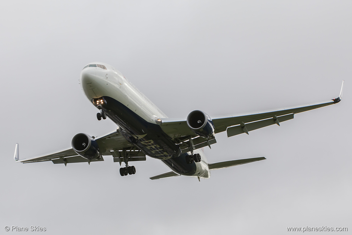 Delta Air Lines Boeing 767-300ER N1603 at London Heathrow Airport (EGLL/LHR)