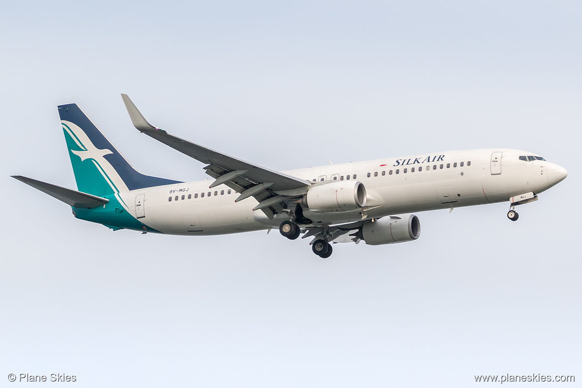 SilkAir Boeing 737-800 9V-MGJ at Singapore Changi Airport (WSSS/SIN)