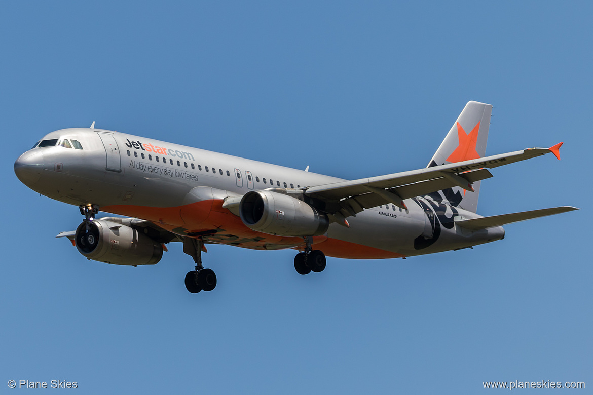 Jetstar Airways Airbus A320-200 VH-VQW at Melbourne International Airport (YMML/MEL)