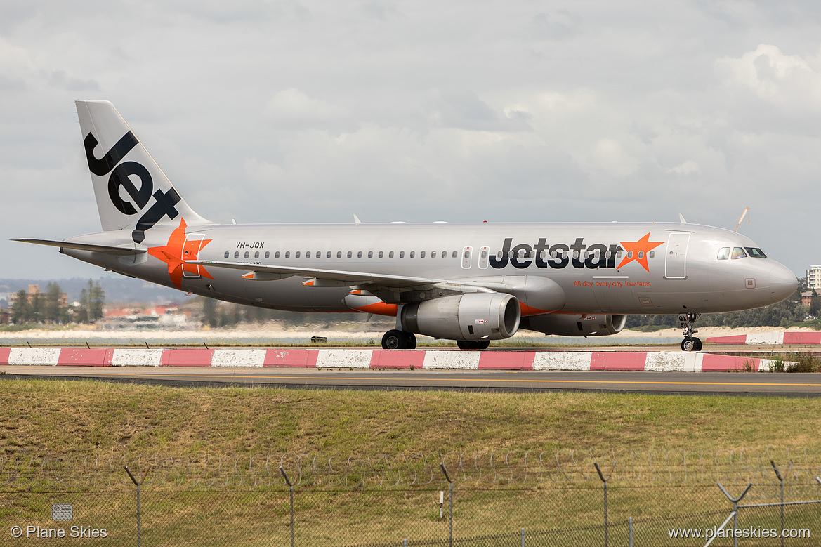 Jetstar Airways Airbus A320-200 VH-JQX at Sydney Kingsford Smith International Airport (YSSY/SYD)