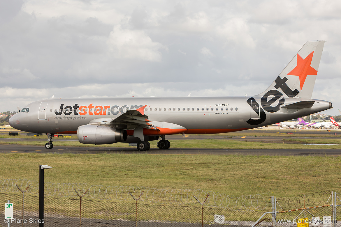 Jetstar Airways Airbus A320-200 VH-VGP at Sydney Kingsford Smith International Airport (YSSY/SYD)