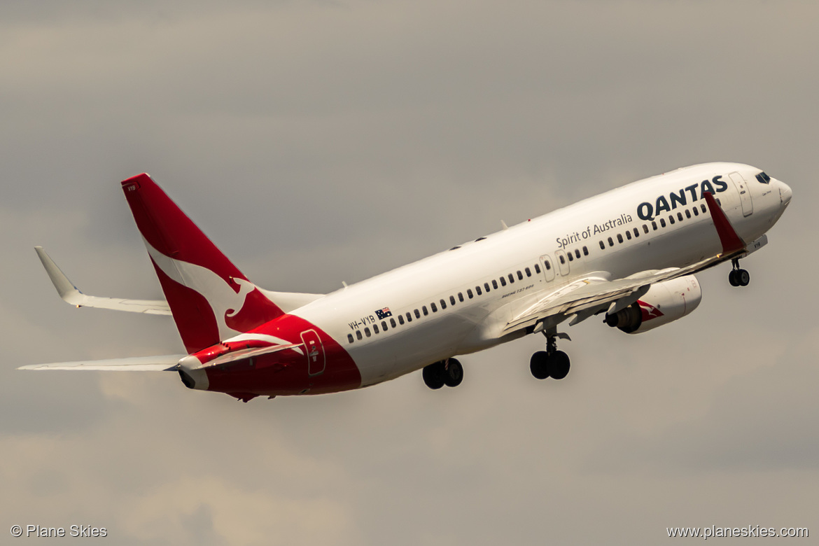 Qantas Boeing 737-800 VH-VYB at Sydney Kingsford Smith International Airport (YSSY/SYD)