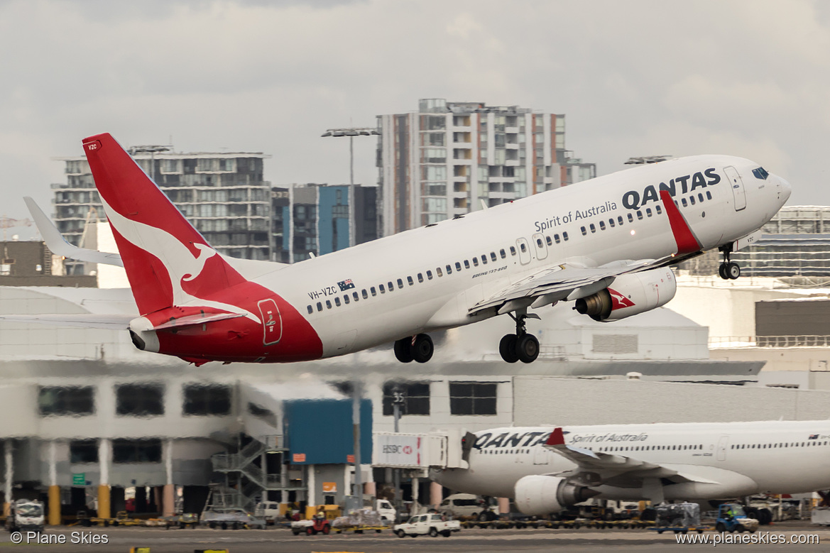 Qantas Boeing 737-800 VH-VZC at Sydney Kingsford Smith International Airport (YSSY/SYD)