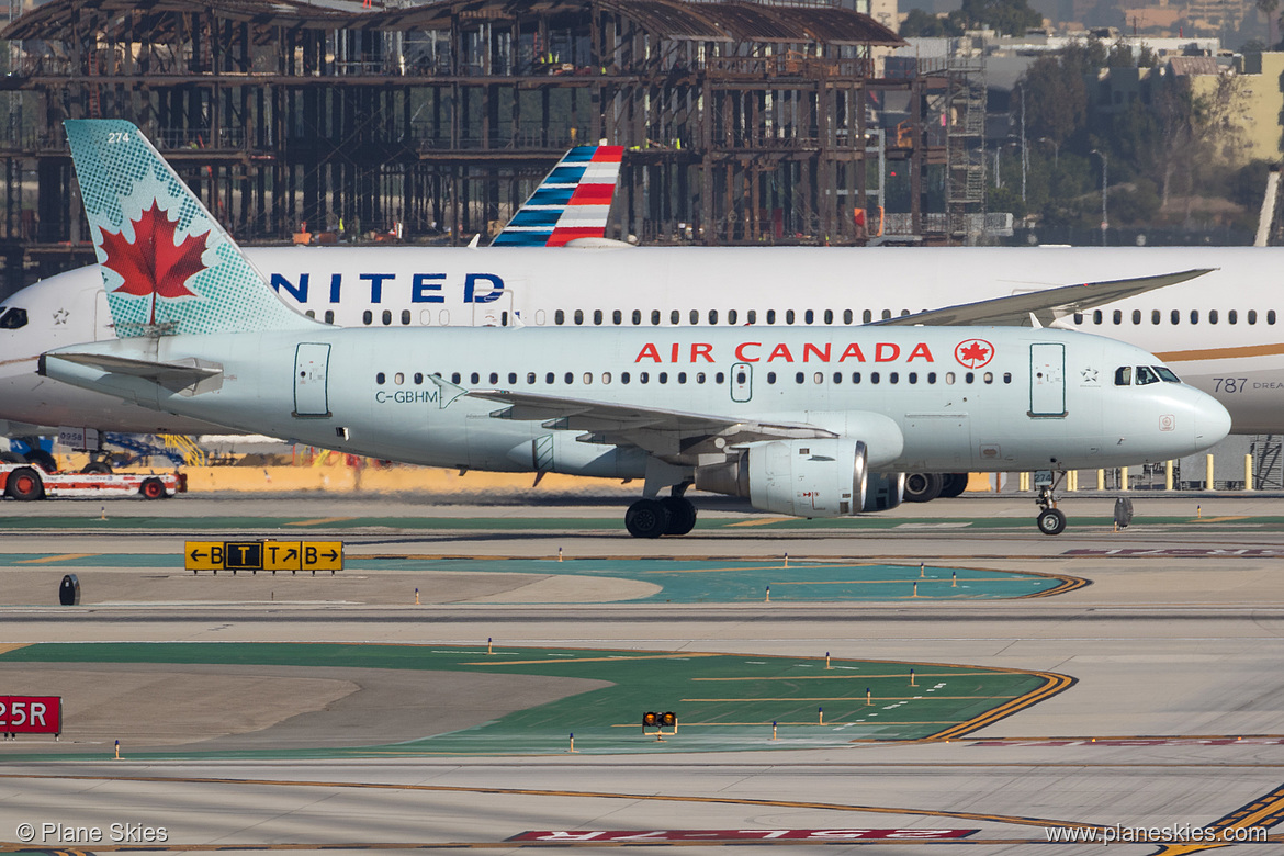 Air Canada Airbus A319-100 C-GBHM at Los Angeles International Airport (KLAX/LAX)