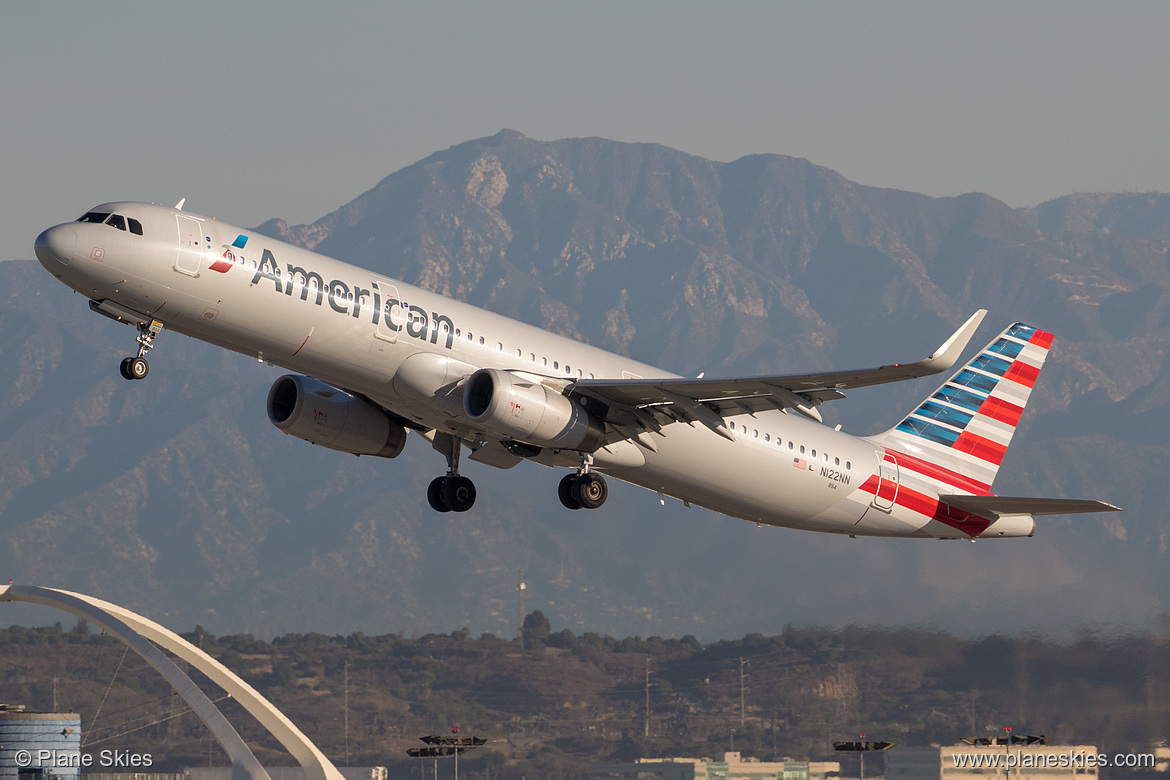 American Airlines Airbus A321-200 N122NN at Los Angeles International Airport (KLAX/LAX)