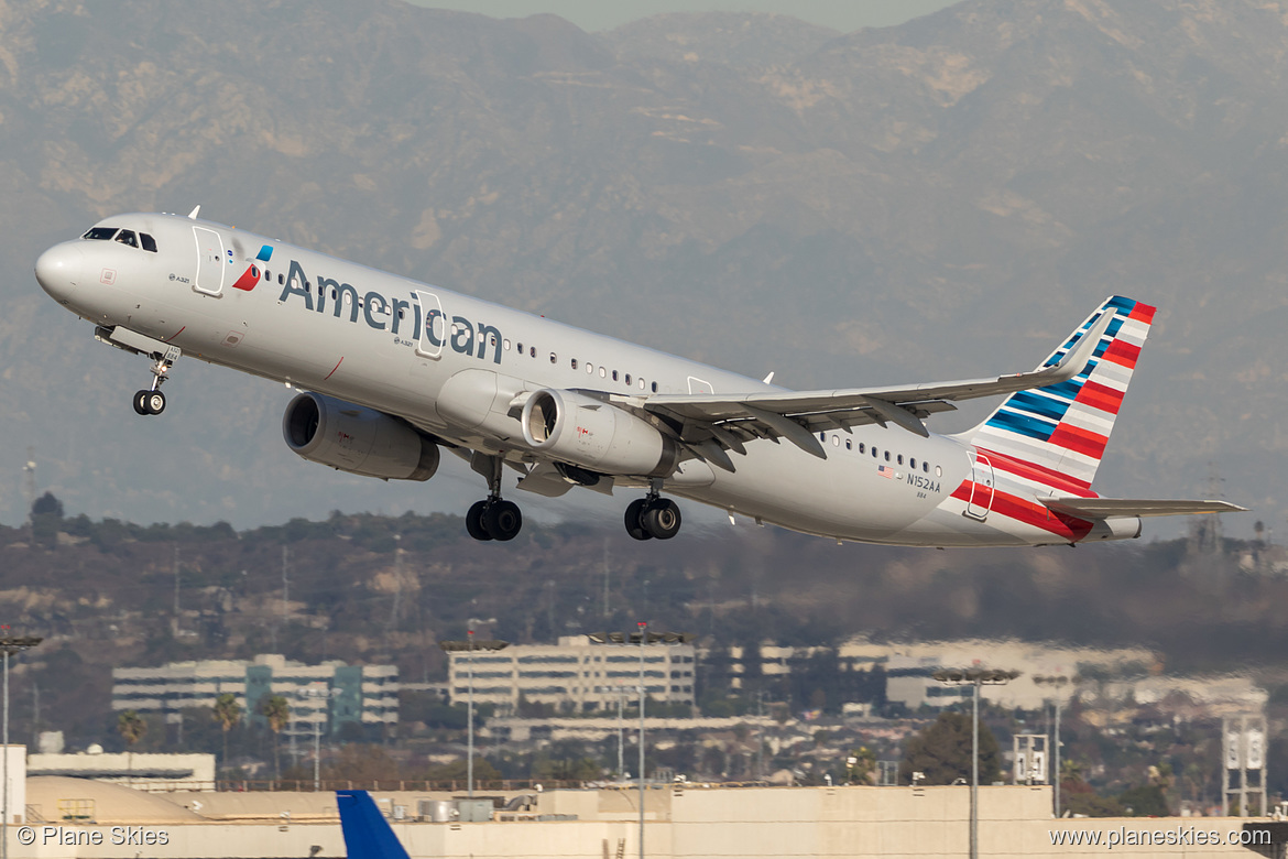 American Airlines Airbus A321-200 N152AA at Los Angeles International Airport (KLAX/LAX)