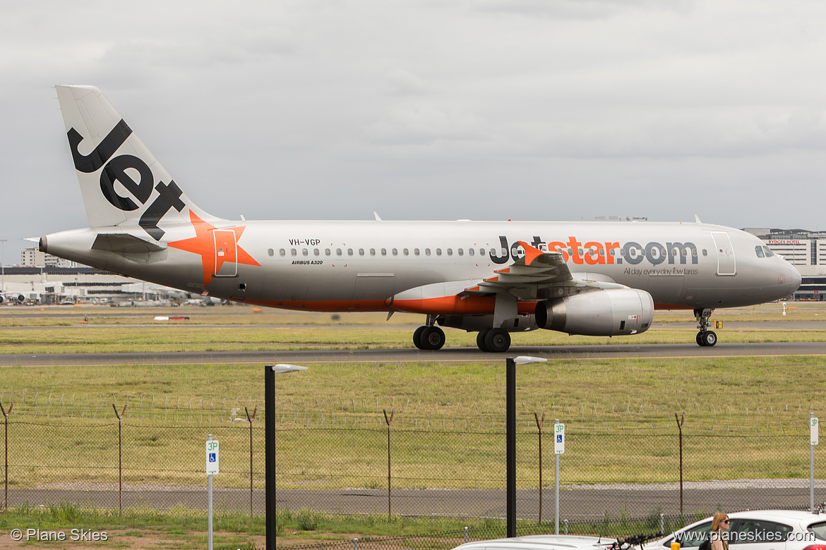 Jetstar Airways Airbus A320-200 VH-VGP at Sydney Kingsford Smith International Airport (YSSY/SYD)