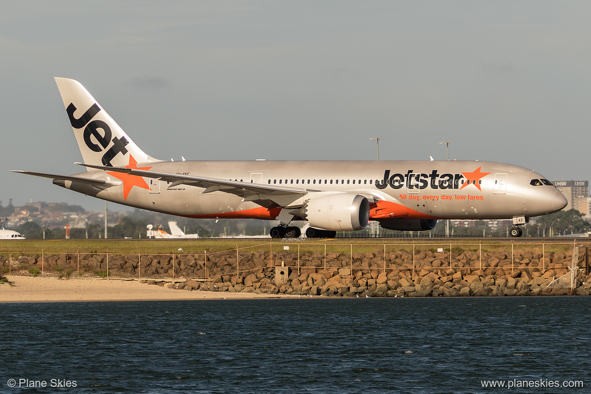 Jetstar Airways Boeing 787-8 VH-VKF at Sydney Kingsford Smith International Airport (YSSY/SYD)