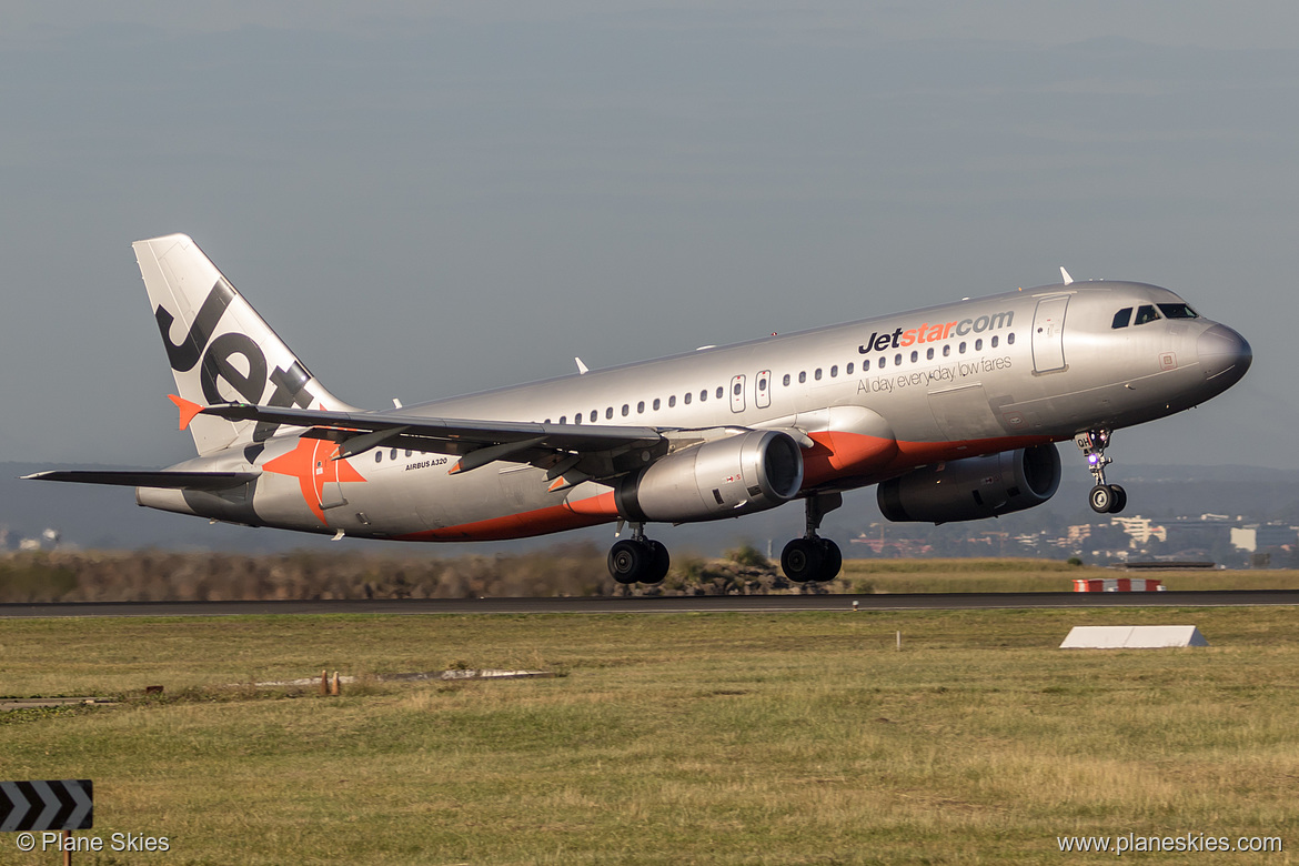 Jetstar Airways Airbus A320-200 VH-VQH at Sydney Kingsford Smith International Airport (YSSY/SYD)